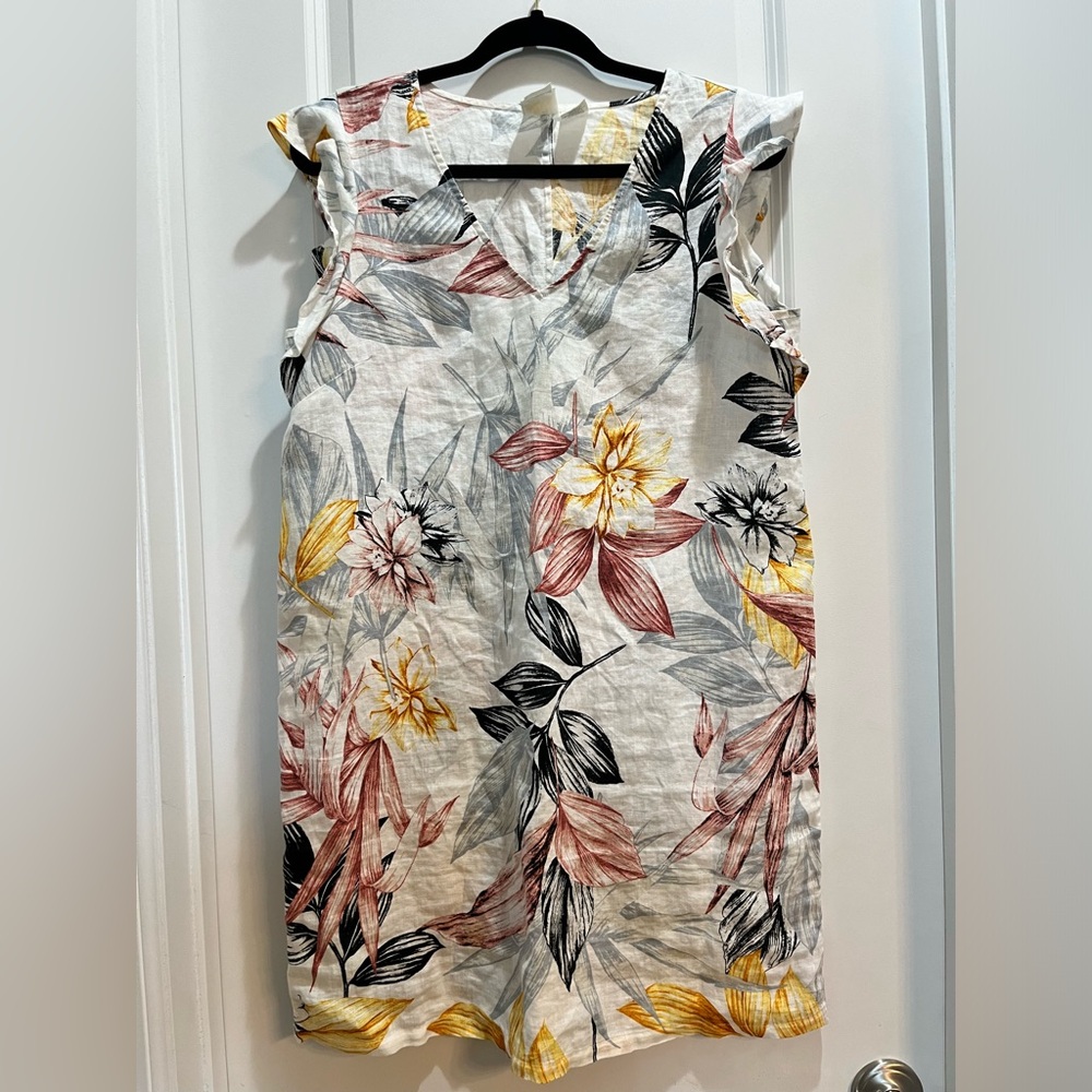 C & C Linen Floral Dress Vneck Cap Sleeve Medium Armpit To Armpit20” Length 35”